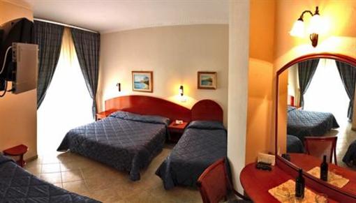 фото отеля Hotel Mediterraneo Cefalu