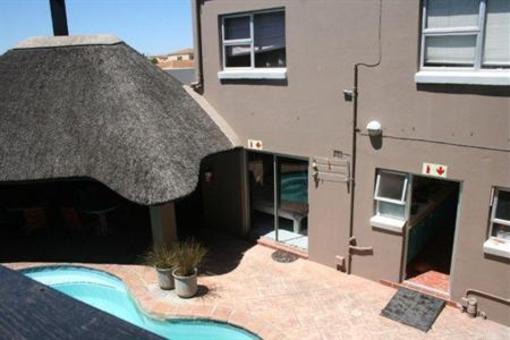 фото отеля Colors Of Cape Town Lodge