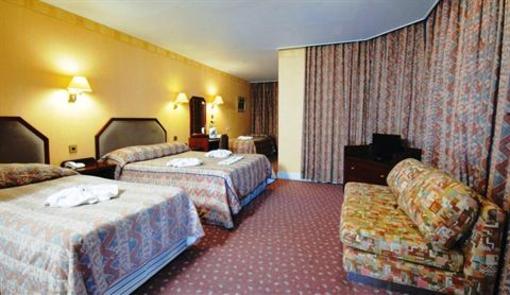фото отеля Rainbow International Hotel