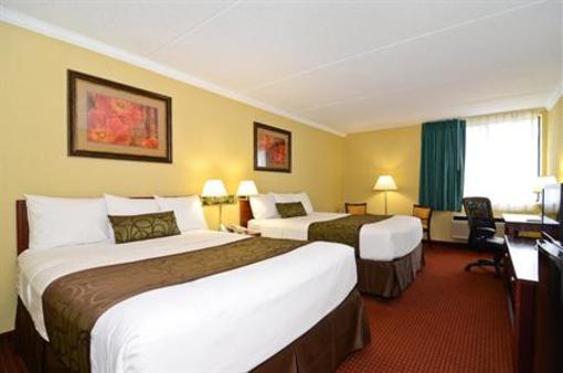 фото отеля Best Western Waukesha Grand Hotel Pewaukee