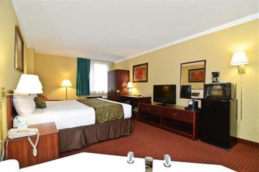 фото отеля Best Western Waukesha Grand Hotel Pewaukee