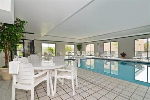 фото отеля Best Western Waukesha Grand Hotel Pewaukee