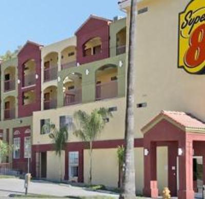 фото отеля Super 8 Los Angeles / Alhambra