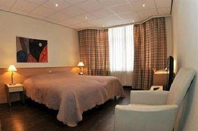 фото отеля Tulip Inn Bergen op Zoom