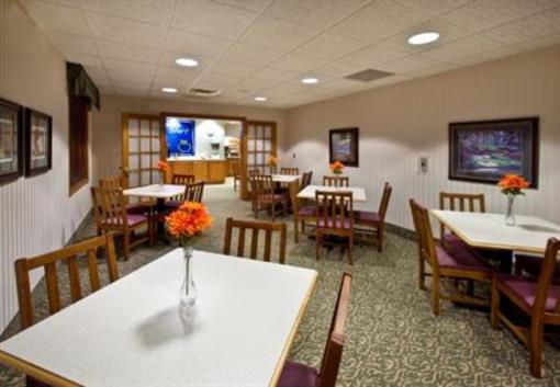 фото отеля Holiday Inn Express Pella