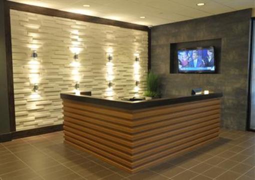 фото отеля Holiday Inn & Suites Charleston West