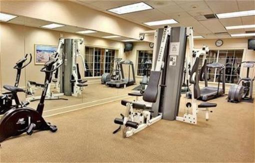 фото отеля Holiday Inn & Suites Charleston West