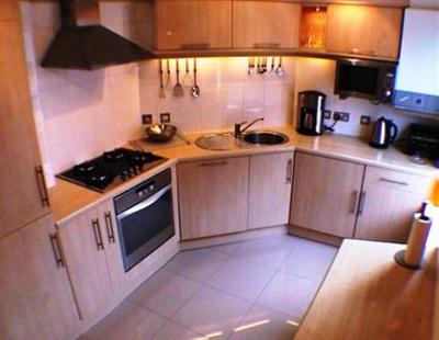 фото отеля Earle House Serviced Apartments