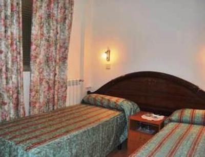 фото отеля Hostal Naranjos