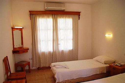 фото отеля Gumbet Cove Hotel