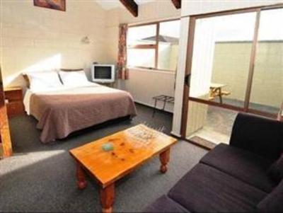 фото отеля Howick Motor Lodge