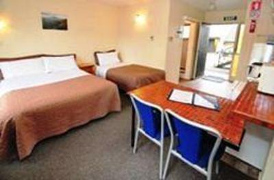 фото отеля Howick Motor Lodge