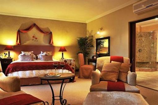 фото отеля Olivers Lodge Hotel White River