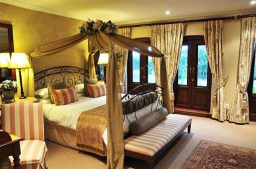 фото отеля Olivers Lodge Hotel White River