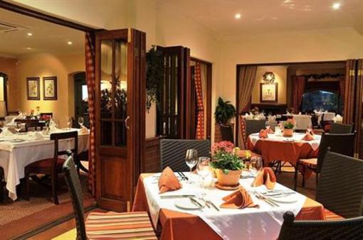 фото отеля Olivers Lodge Hotel White River