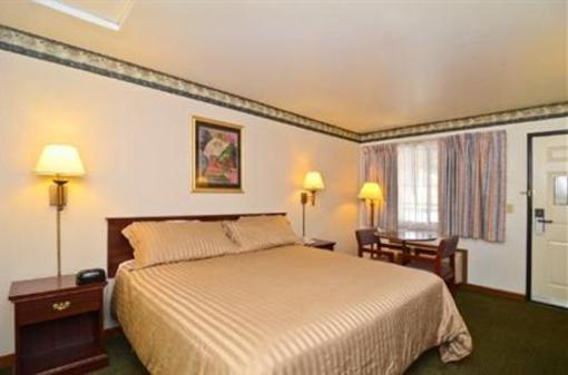 фото отеля Americas Best Value Inn Old Sacramento