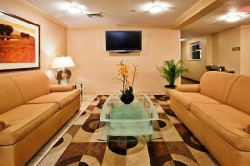 фото отеля Candlewood Suites Chesapeake Suffolk