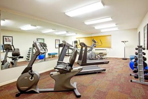 фото отеля Holiday Inn Express Chicago-St. Charles