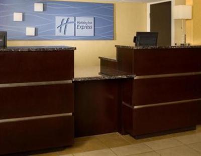 фото отеля Holiday Inn Express Chicago-St. Charles