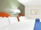 фото отеля Holiday Inn Express Chicago-St. Charles