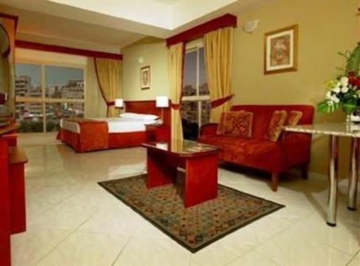 фото отеля Savoy Central Hotel Apartments