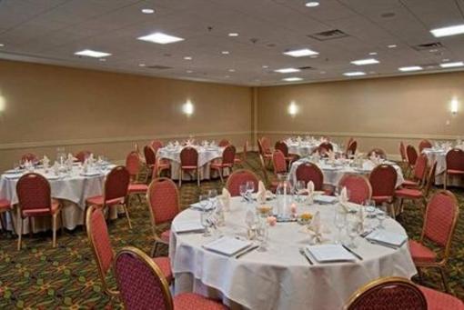фото отеля DoubleTree DFW Airport North