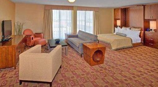 фото отеля DoubleTree DFW Airport North