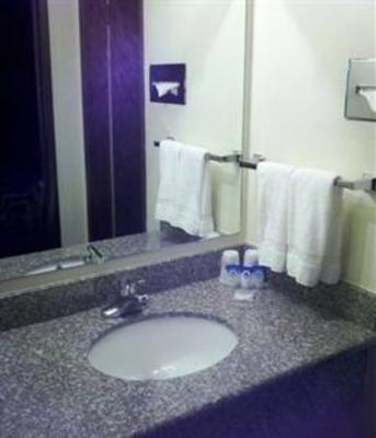 фото отеля Americas Best Value Inn & Suites - Portland Airport