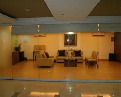 фото отеля Alejandra Hotel Makati City