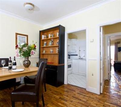 фото отеля Oliver St John Gogarty's Penthouse Apartments
