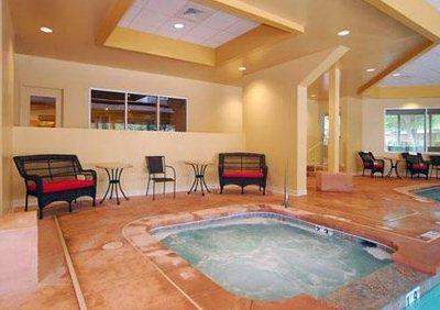 фото отеля Clarion Hotel Downtown Colorado Springs