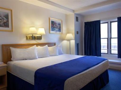 фото отеля Constitution Inn