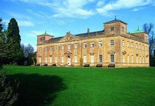 фото отеля Lydiard House Conference Centre