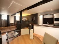 Roomzzz Newcastle City