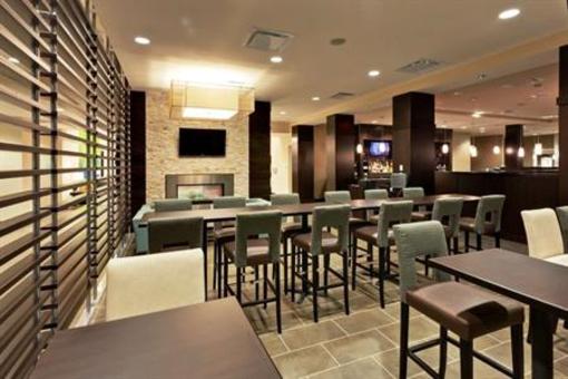 фото отеля Holiday Inn Hotel & Suites Red Deer South