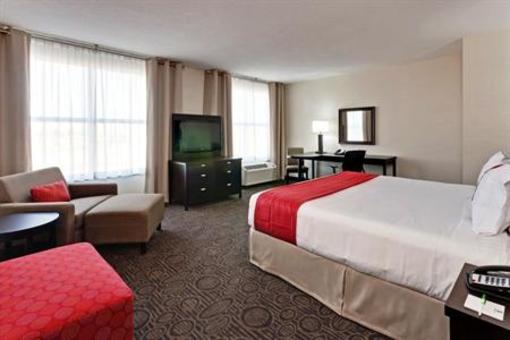 фото отеля Holiday Inn Hotel & Suites Red Deer South