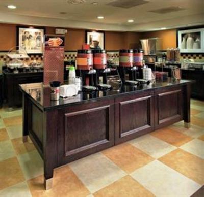 фото отеля Hampton Inn & Suites Dallas Lewisville-Vista Ridge Mall