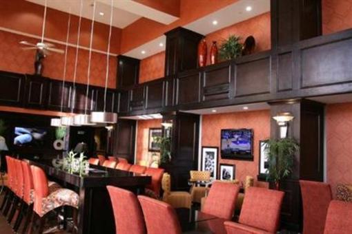 фото отеля Hampton Inn & Suites Dallas Lewisville-Vista Ridge Mall