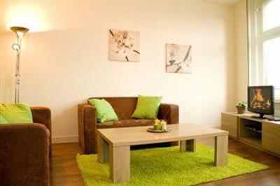 фото отеля Damrak Apartments