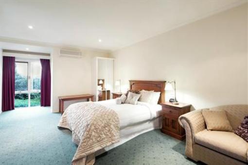 фото отеля BEST WESTERN Crystal Inn