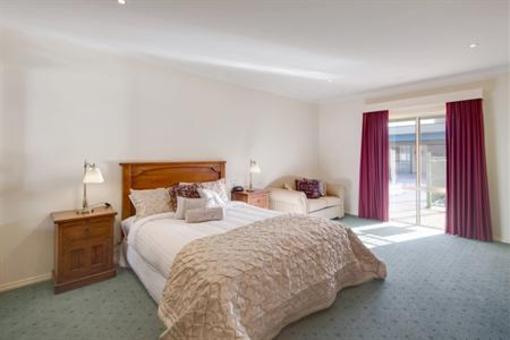 фото отеля BEST WESTERN Crystal Inn