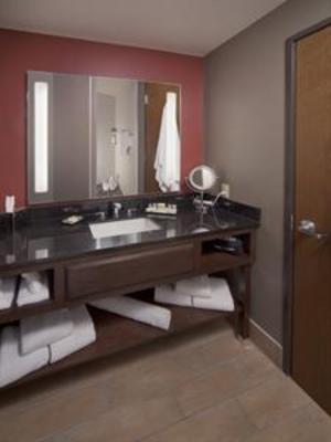 фото отеля Best Western Premier Ivy Inn & Suites