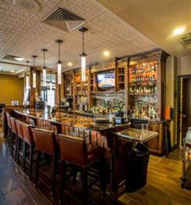 фото отеля Best Western Premier Ivy Inn & Suites