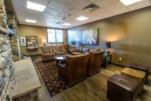 фото отеля Best Western Premier Ivy Inn & Suites