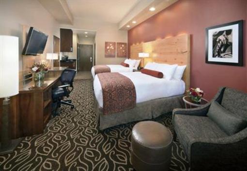 фото отеля Best Western Premier Ivy Inn & Suites