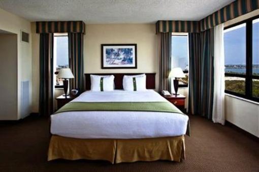 фото отеля Holiday Inn Port of Miami Downtown