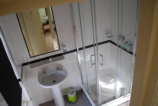 фото отеля Stratford Limes Hotel