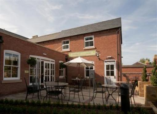 фото отеля Stratford Limes Hotel