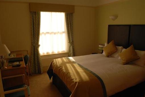 фото отеля Stratford Limes Hotel