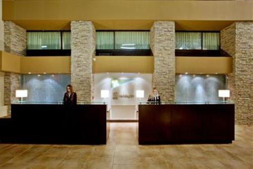 фото отеля Holiday Inn Executive Center Virginia Beach